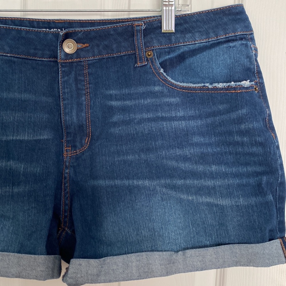 Blue Jean Shorts - Picture 2 of 4